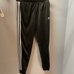 Adidas Kids essential joggers